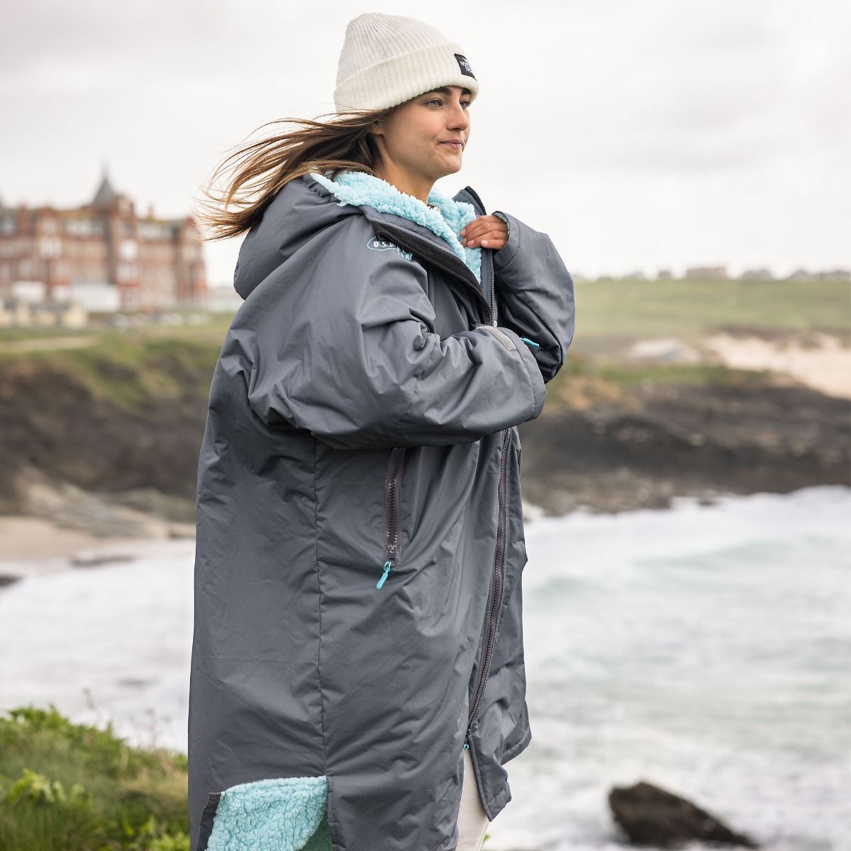 Adult Changing Robe - Grey | Surf Accessories | Osprey